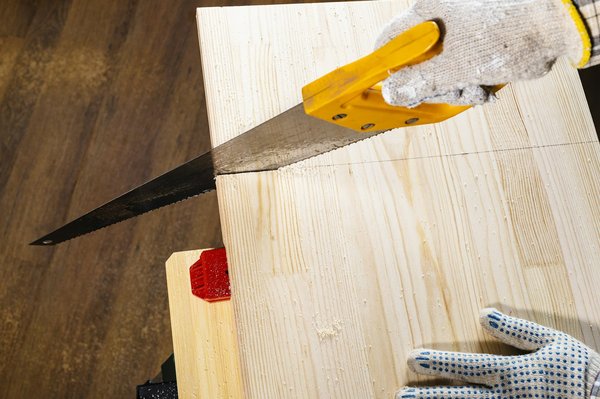 Equipement de coupe : quel type de scie choisir ?